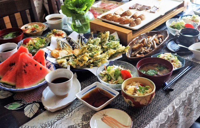 ■【続・翌日のおもてなし朝ご飯】夜のリメイク＋焼肉と天婦羅／お土産品など＾＾_b0033423_01161197.jpg