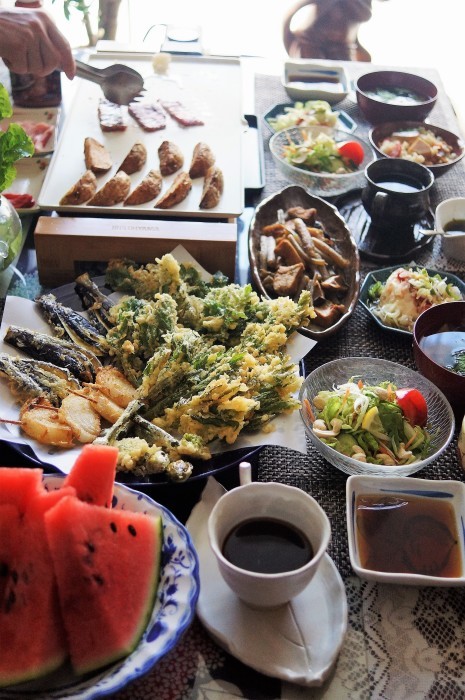 ■【続・翌日のおもてなし朝ご飯】夜のリメイク＋焼肉と天婦羅／お土産品など＾＾_b0033423_01165181.jpg