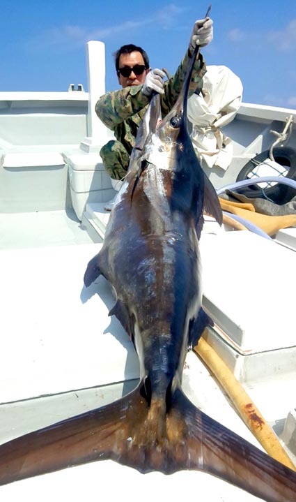 与那国瑞宝丸さんで212kg_f0009039_14441883.jpg