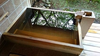 離れ犀川 の客室露天風呂が破壊されて 金沢犀川温泉 川端の湯宿 滝亭 Blog