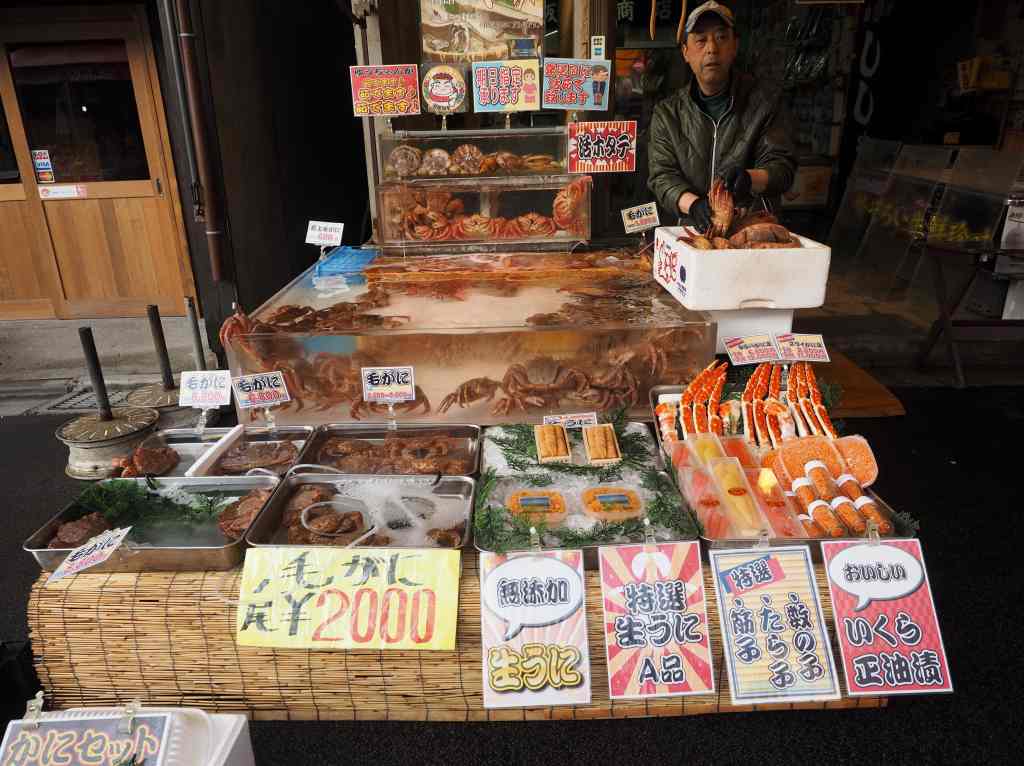 5/7  函館朝市、五稜郭公園、トラピスト修道院、松前公園　１７：４０帰札　バス走行距離４１７ｋｍ_c0183777_7224638.jpg