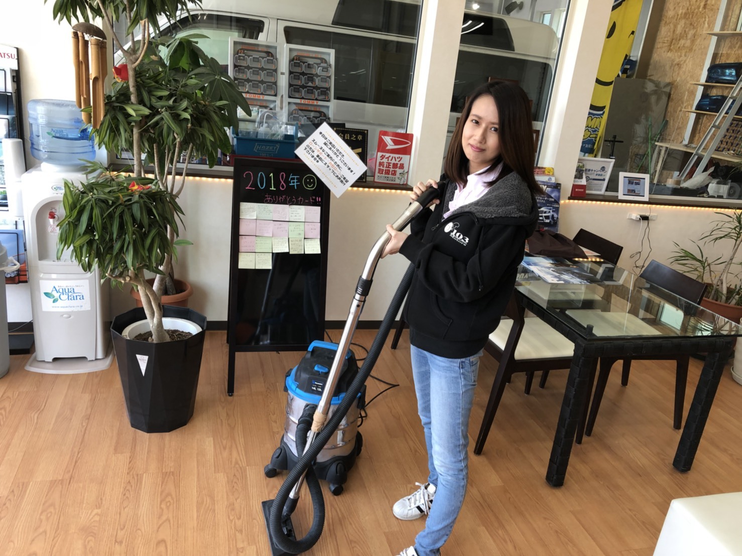 5月11日(金)本店ブログ♬ランドクルーザー200 ディーゼル ベンツ レクサス 自社ローン ローンサポート_b0127002_15083827.jpg