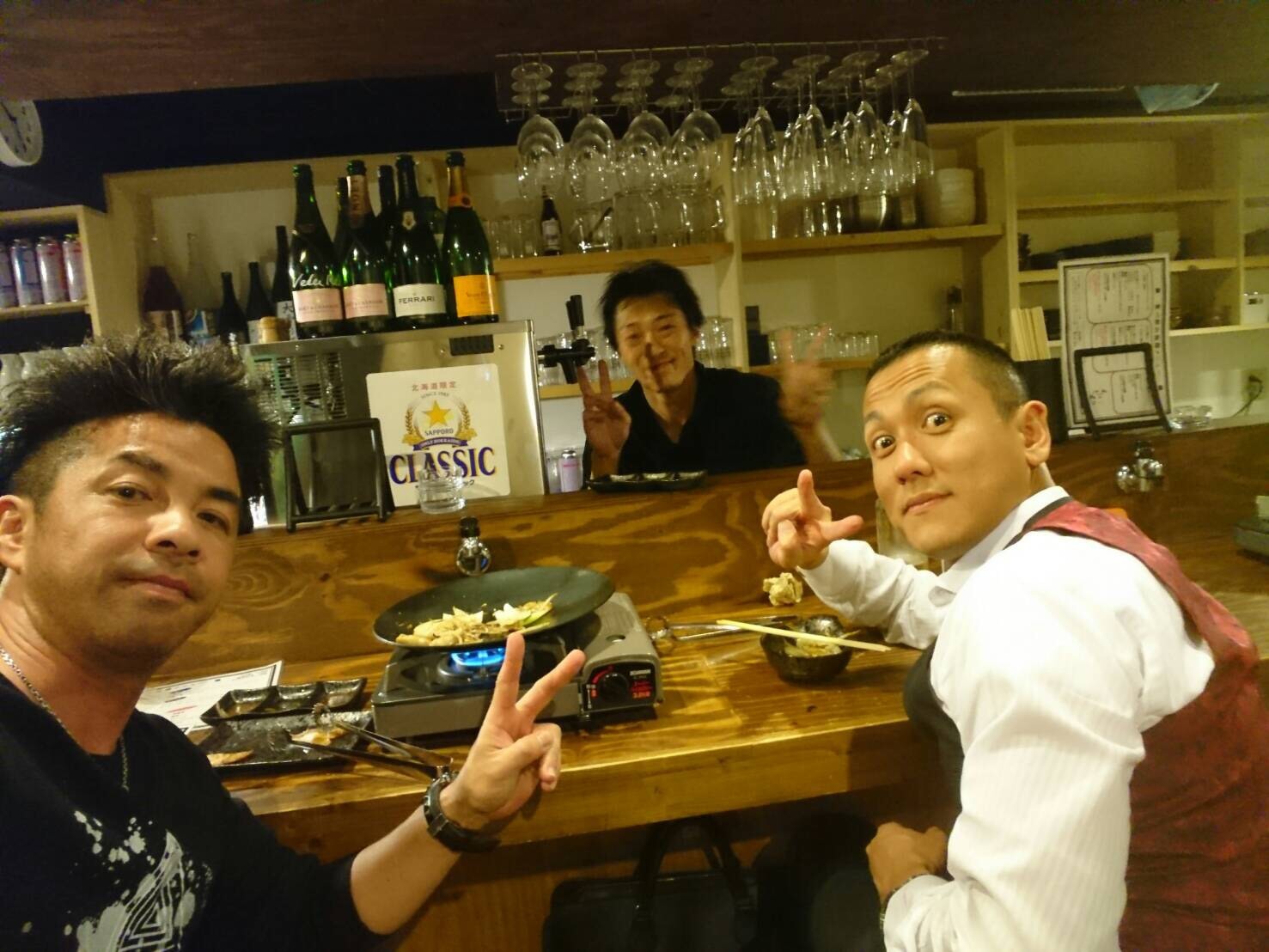 5月11日(金)本店ブログ♬ランドクルーザー200 ディーゼル ベンツ レクサス 自社ローン ローンサポート_b0127002_19343391.jpg