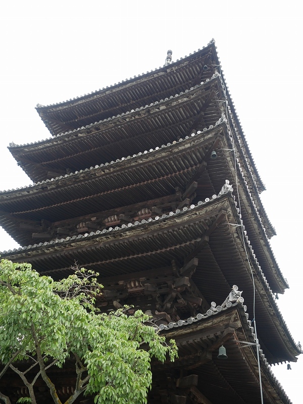 五重塔_e0374932_15014345.jpg