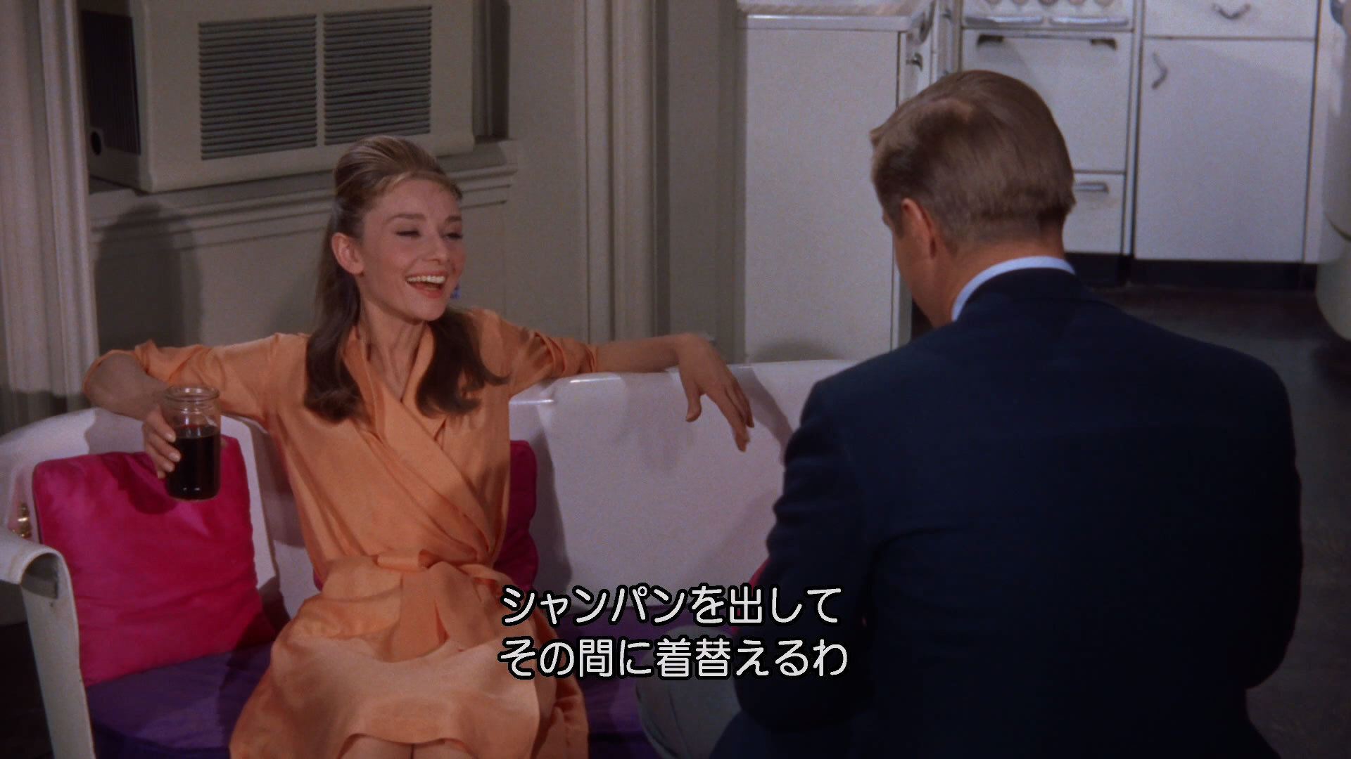 映画のなかのルームウェアにキュン ティファニーで朝食を La Goutte Sucree Blog 映画のなかのルームウェアにキュン ティファニーで朝食を La Goutte Sucree Blog