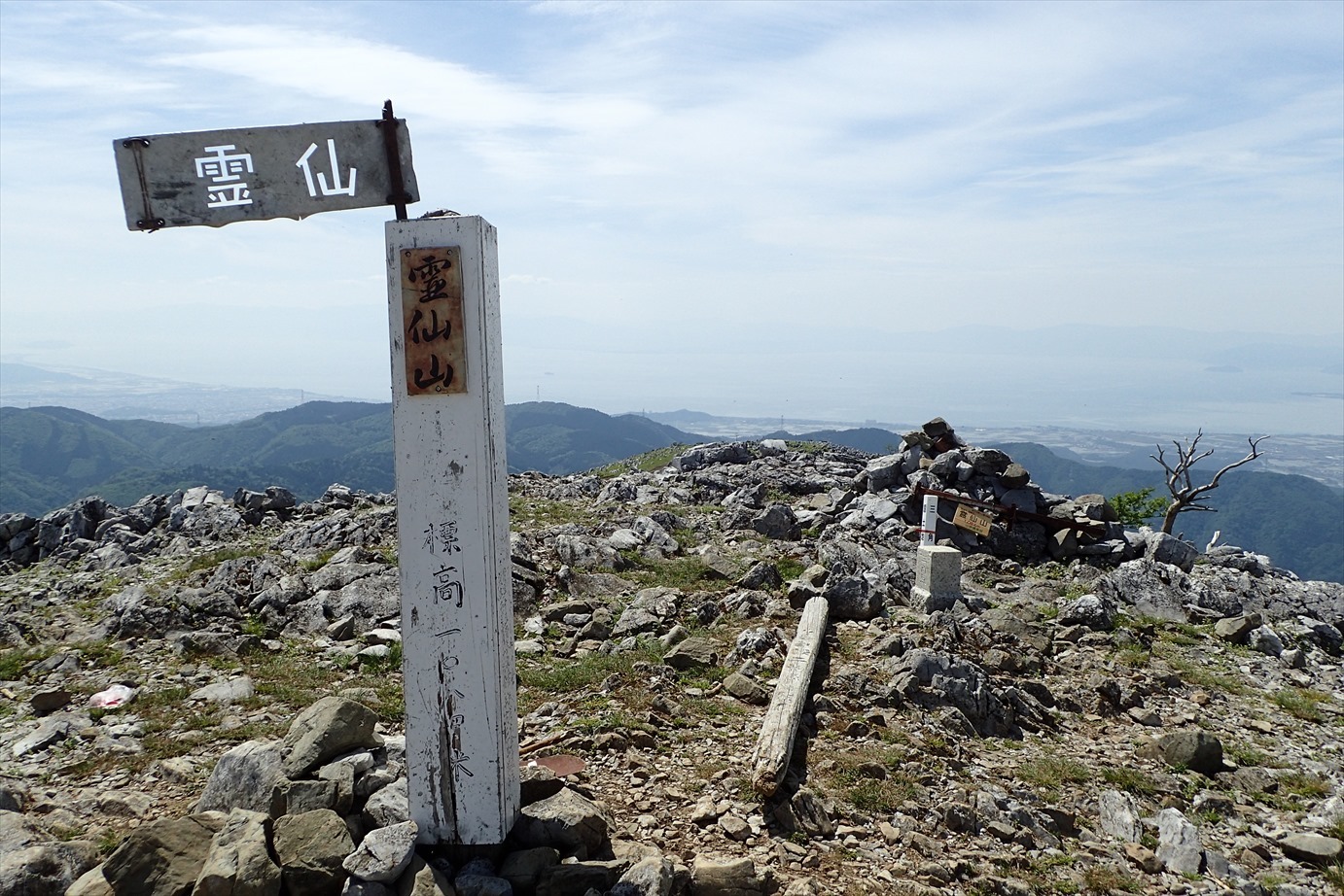 f0348933_23123370.jpg