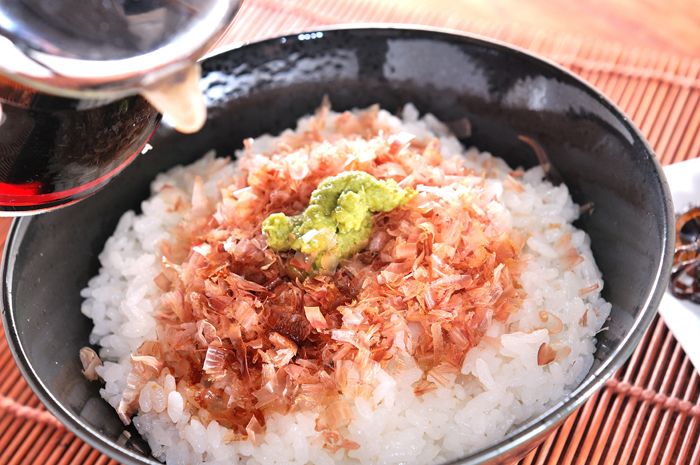 メシ通『魚介を使った簡単レシピ』 ☆　わさびとご飯、この２つがあれば！_d0069838_09495794.jpg