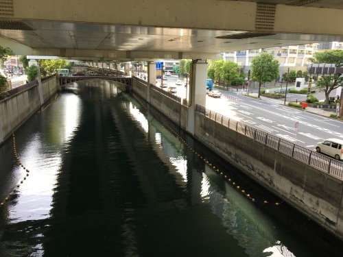 b0330040_13001230.jpeg