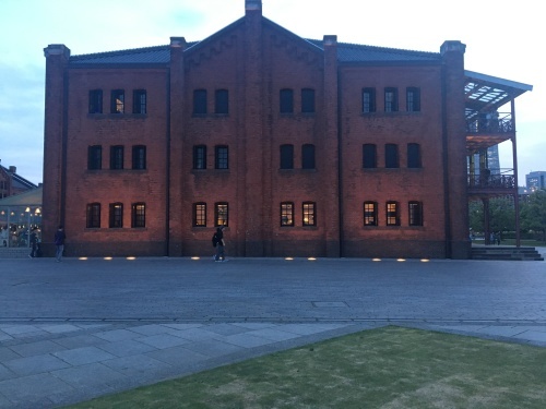 b0330040_13374102.jpeg