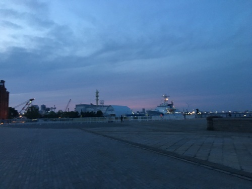 b0330040_13405231.jpeg