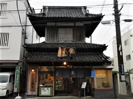 鎌倉近代建築の歴史散歩－由比ガ浜･長谷(2018.05.13)_e0245404_21454675.jpg