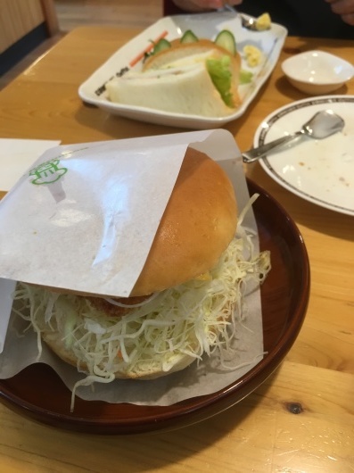 b0335376_13385902.jpeg