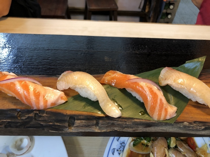 f0057324_08414100.jpeg