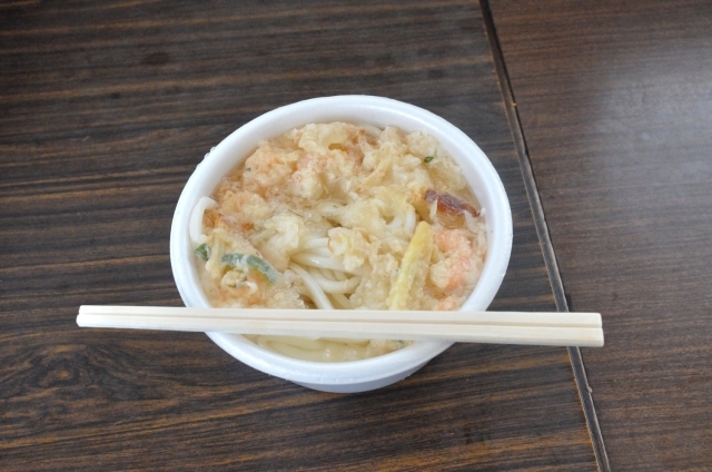 うどん販売機_a0134952_22575499.jpg