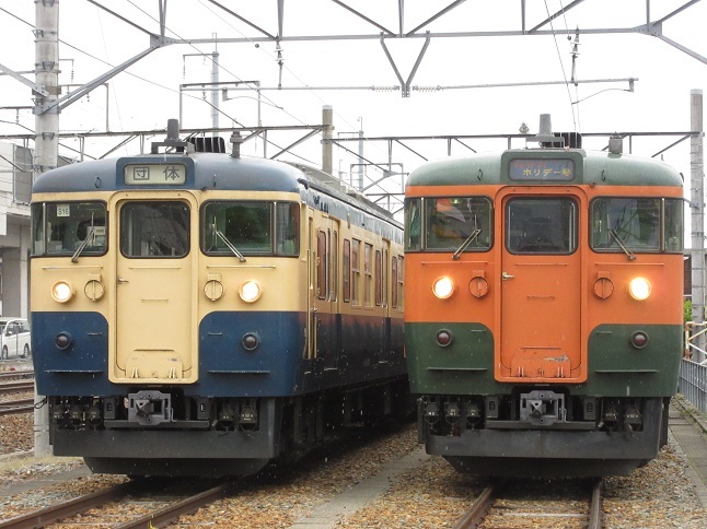 臨時快速「信濃路」号で行く信州・上田の旅！！（前編） : 赤い