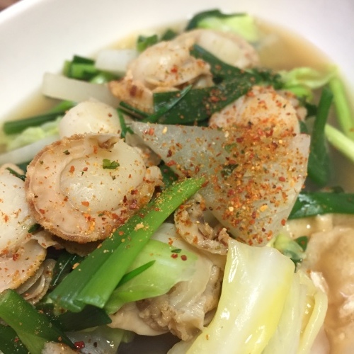 田舎暮らしのお手本 頂き物で豪華な食卓_a0134394_05471874.jpeg