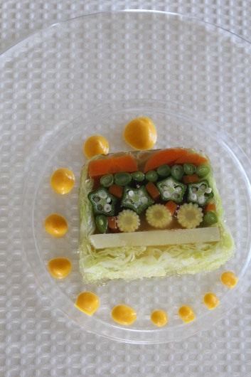 5月 リクエストレッスンは魚のポワレや野菜のテリーヌでした!_c0141025_18002464.jpg