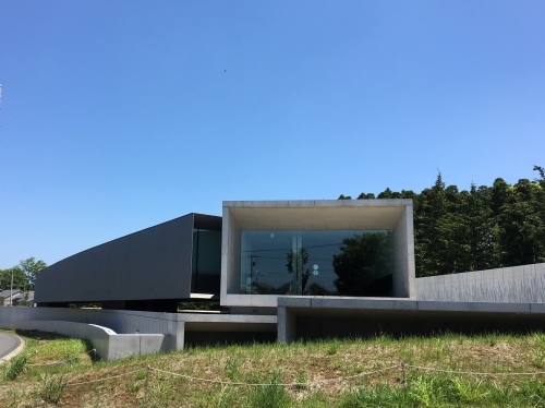 b0330040_21321756.jpeg