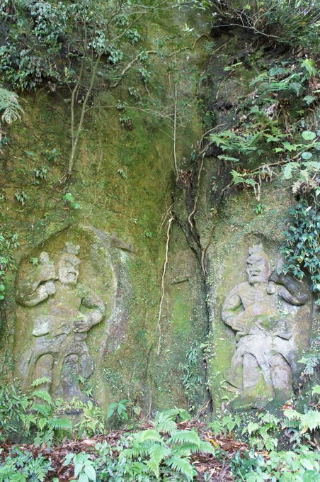 歴史小ネタ(2018/5/1-31)鹿児島史蹟拾遺、昭和初期庶民写真、カルピス初期広告、浅草太郎稲荷、東京名所図会、福島正則とキリシタン、清親北斎墓_b0116271_14570534.jpg