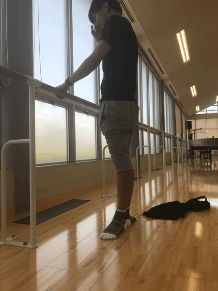 f0163223_01541958.gif