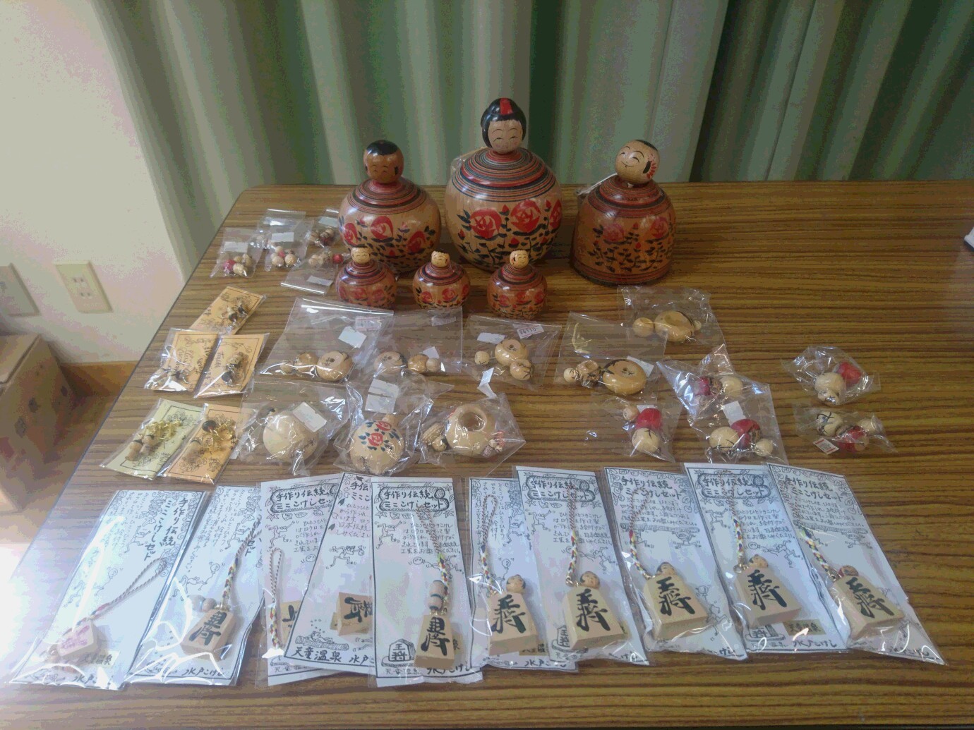 北海道鷹栖町ナマラコケシ4 津軽こけし館 持ち込み商品のお知らせ!_e0318040_11024732.jpeg