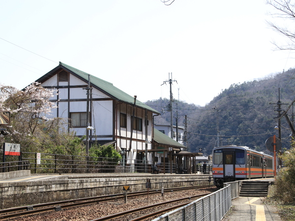 JR上月駅 撮り鉄!_d0202264_4373628.jpg