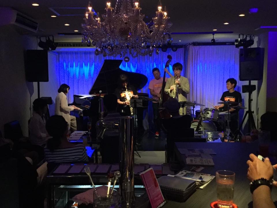 Jazzlive comin 広島 本日17日木曜日は  おやすみ です。_b0115606_11163060.jpeg