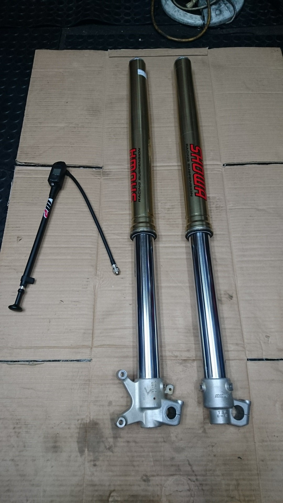 crf 250 rアルミ サスペンションフォーク 光沢 crf 250 rアルミ サスペンションフォーク 光沢