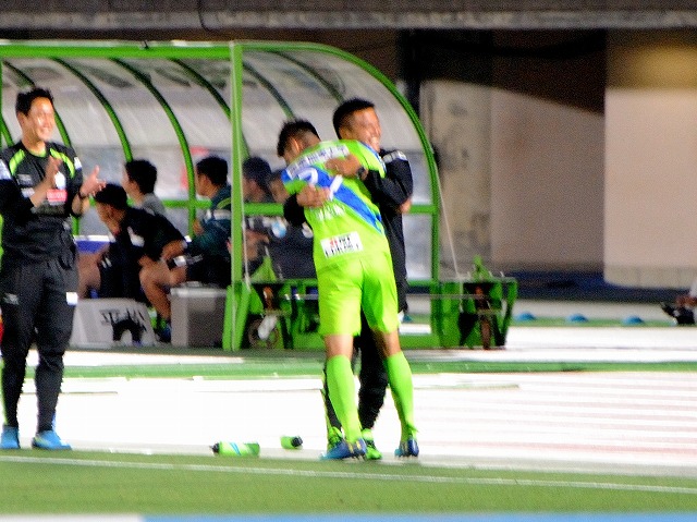 b0000829_835099.jpg