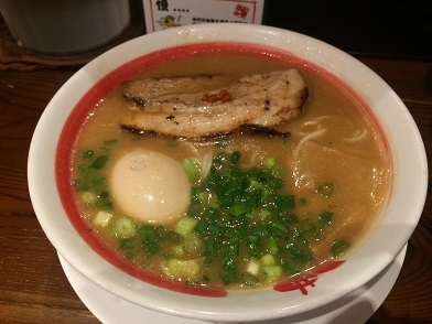 うだるような暑さと豚骨醤油ラーメンのばり嗎ラーメン ☆Bari-Uma Ramen in Hong Kong_f0371533_15572473.jpg