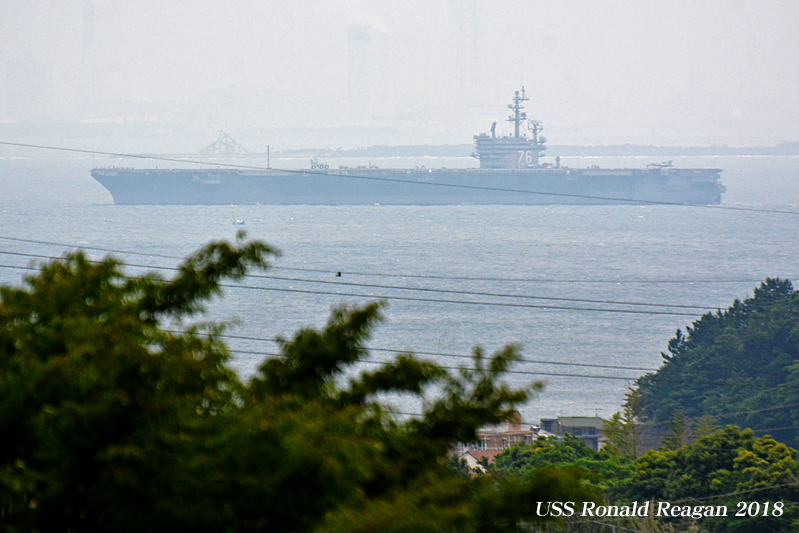 マクロで潜水艦 『バラと軍港を一度に』③_d0251161_13123700.jpg