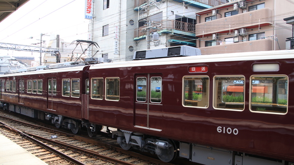 阪急6000F クーラーキセ更新されず_d0202264_18313366.jpg