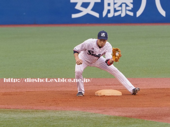 廣岡大志選手の打撃とショートの守備について思うこと : Out of