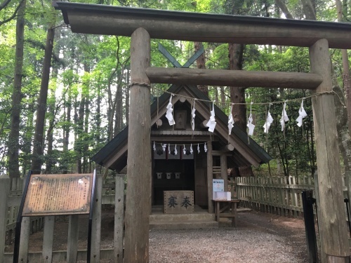 b0330040_02474411.jpeg