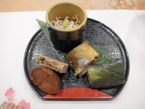 住所非公開「みどり寿司」へ行く。_f0232060_10414512.jpg