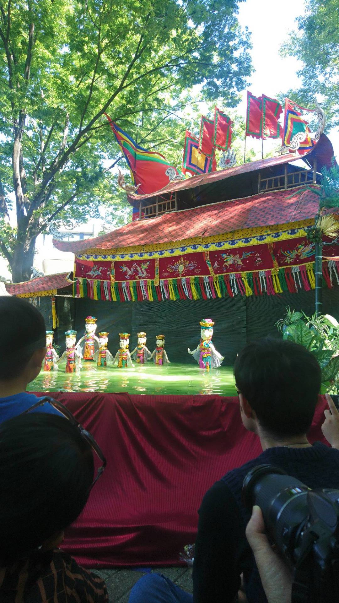 ヴェトナムフェスティバルでの水上人形劇が極上なVietnamese Music Performance_c0002171_18094240.jpg