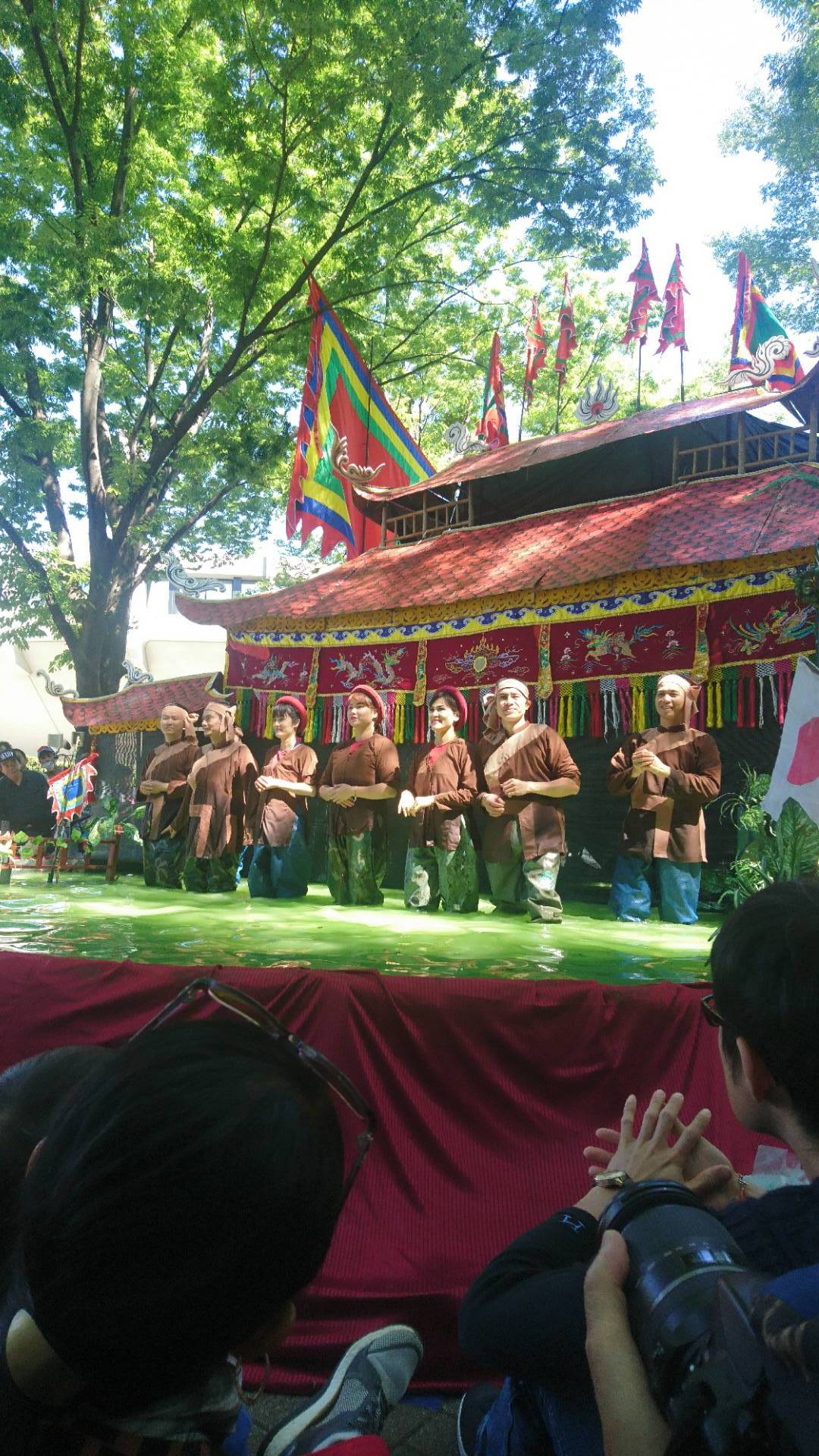 ヴェトナムフェスティバルでの水上人形劇が極上なVietnamese Music Performance_c0002171_18101239.jpg