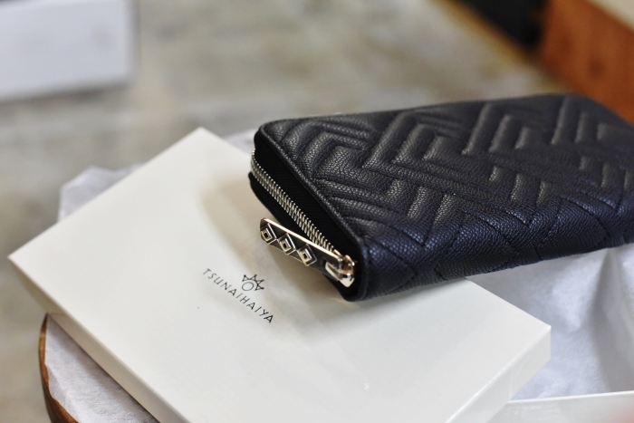 「予約・受付」してます。。。Tsunai Haiya Fenomeno Round ZIP WALLET!!_d0152280_13145907.jpg