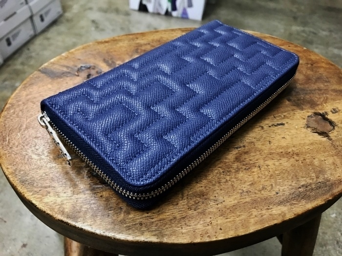 「予約・受付」してます。。。Tsunai Haiya Fenomeno Round ZIP WALLET!!_d0152280_14505119.jpg