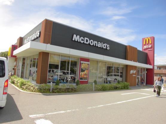マクドナルド 173川西店_c0118393_16573783.jpg
