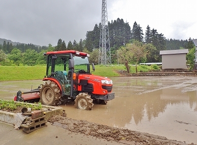 水路工事が終わって・・・田んぼ作業が出来ます_c0336902_20231086.jpg