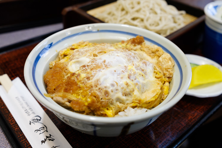 蕎麦屋のかつ丼_b0321407_09533323.jpg