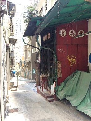 香港誕生の地・水坑口からの太平山街で愉快なお寺めぐり☆Possession Street and Tai Pin Shan Street_f0371533_19085696.jpg