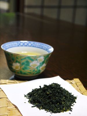 菊池水源茶 熊本県菊池市菊池水源産!令和5年度の茶摘みの様子!まもなく新茶の販売開始です‼_a0254656_17463038.jpg