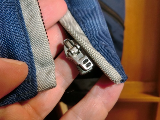Gwバイクジャケットのファスナー引き手が崩壊 応急修理 某の雑記帳