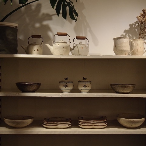 なんとか展示完成!_b0322280_22140667.jpg