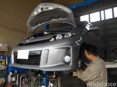 ハリアー ハイブリッド・エスティマ 車検整備中(*◇‘v′+艸)_c0213517_15111498.jpg