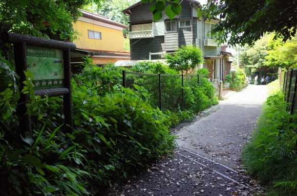 a0287336_01451307.jpg