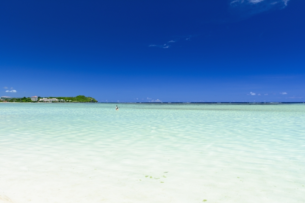 ibabygirlSG3_Beachhut_3.jpg