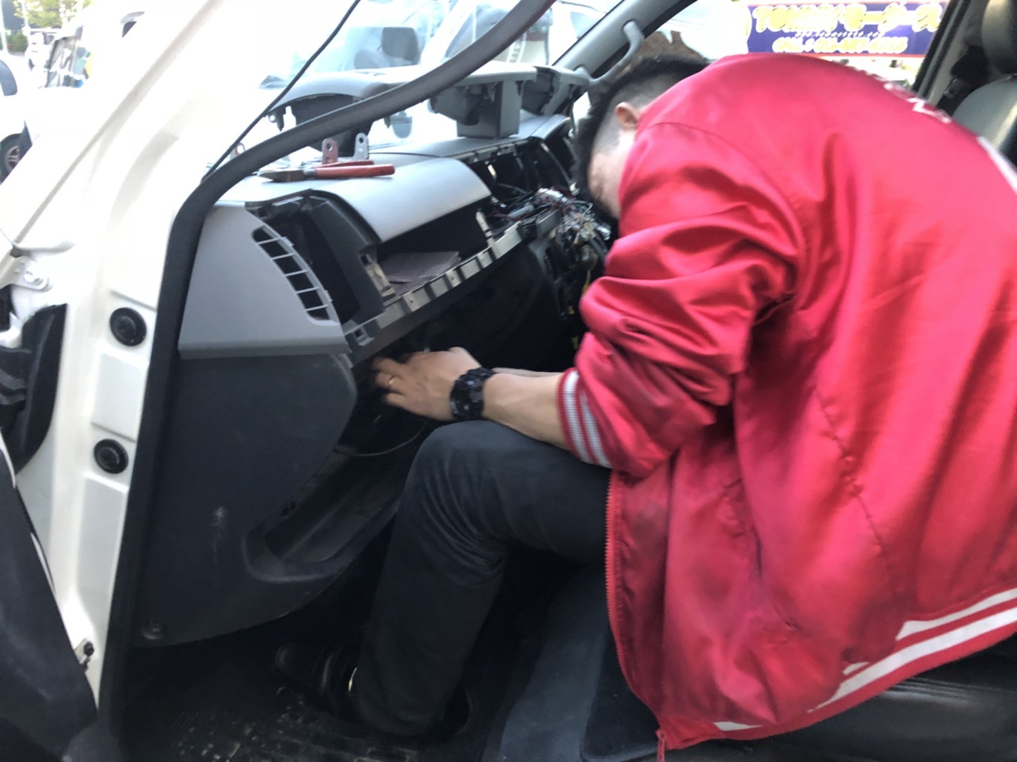 本店ブログ(*^^*)復活!佐々木がお伝えいたします!ランクル、アルファード、ハイエース、オープンカー_b0127002_20004266.jpg